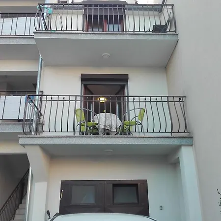 Family Apartment 罗维尼